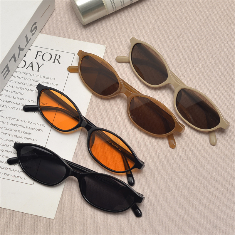 Street Fashion Glasses - New Retro Oval Cat Eye Sunglasses