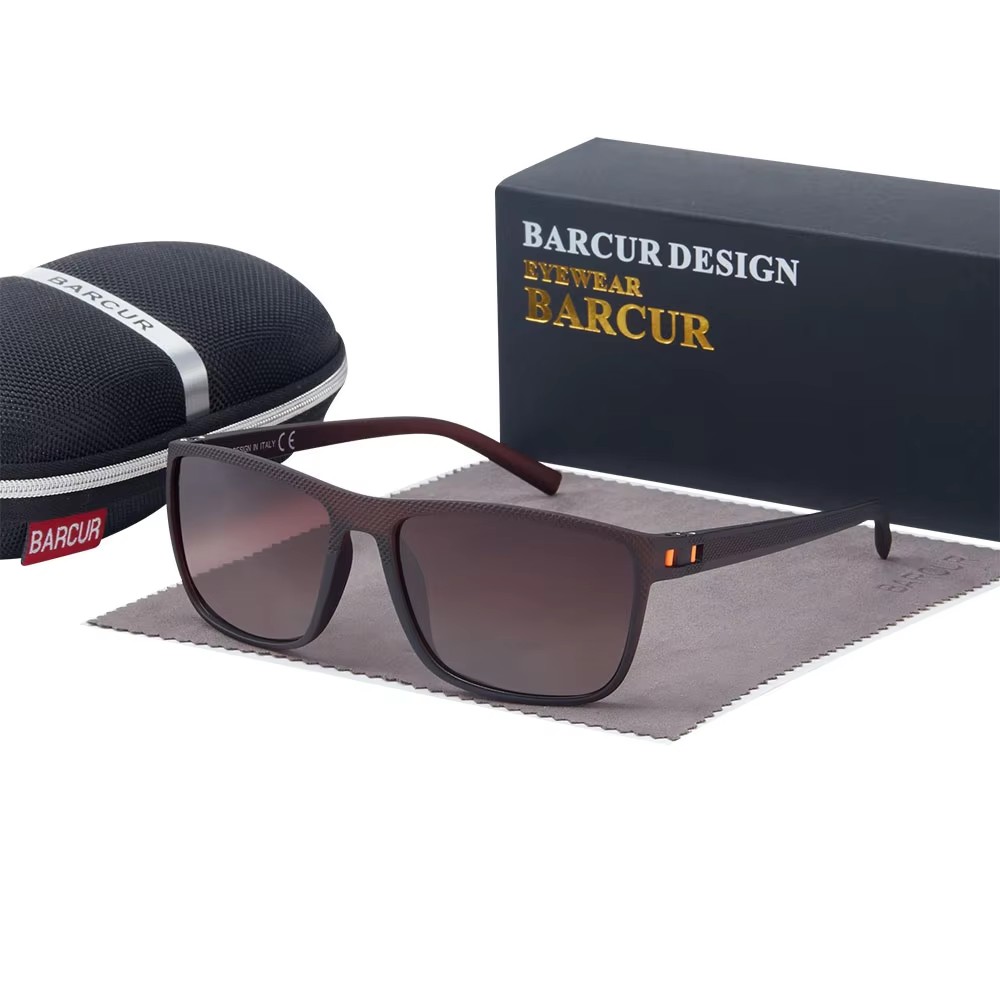 Street Fashion Photography - BARCUR Lightweight And Comfortable Casual Style