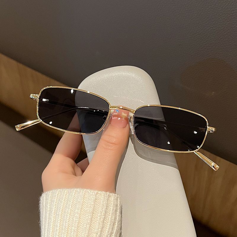 New Small Rectangle Retro Sung - Street Fashion Brands recension och pris