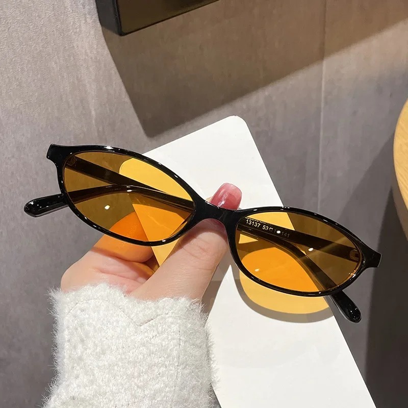 New Retro Sexy Cat Eye Sunglas - Street Fashion Brands recension och pris