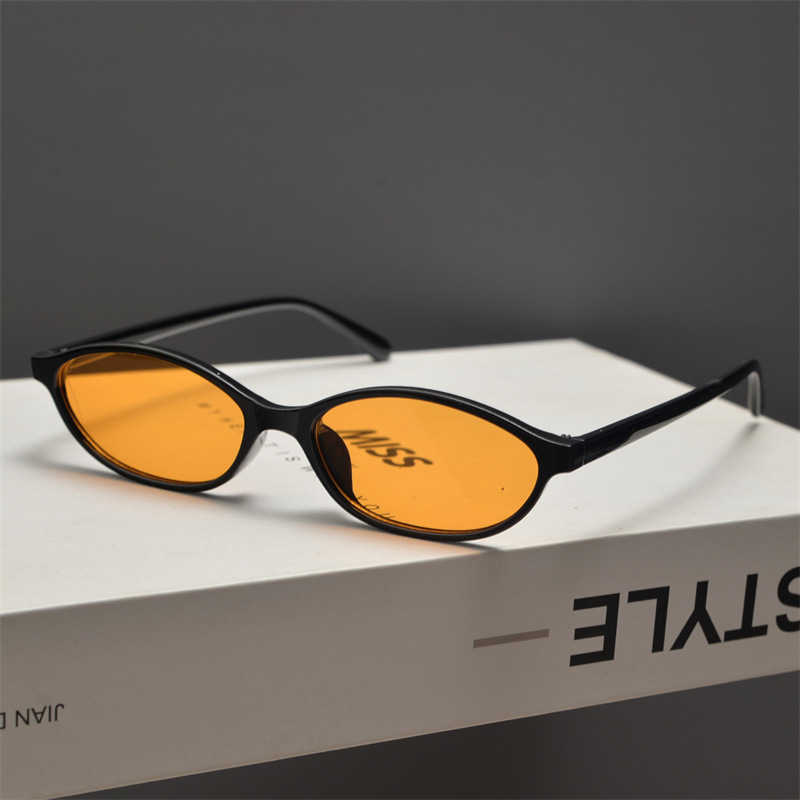 New Retro Oval Cat Eye Sunglas - Street Fashion Glasses recension och pris