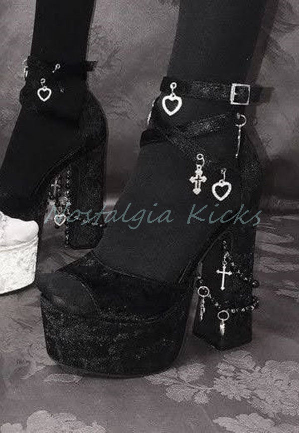 Gothic Black Velvet Platform H - Street Fashion Punk recension och pris