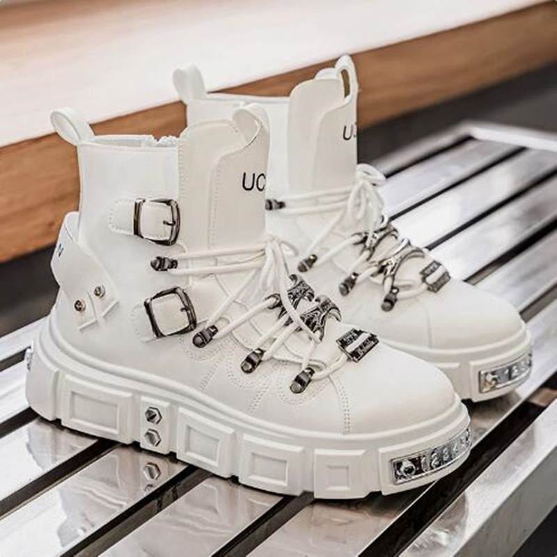 Luxury Rivet Black High top Sn - Street Fashion Punk recension och pris