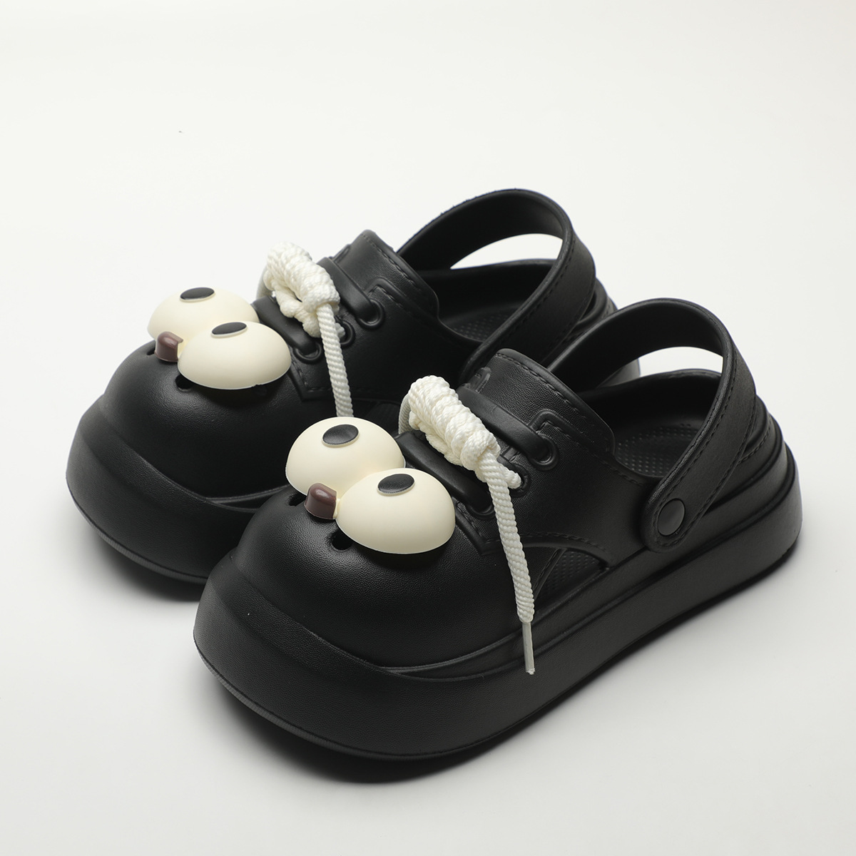 Cute DIY Big Eyes Fashion Clog - Street Fashion Walk recension och pris